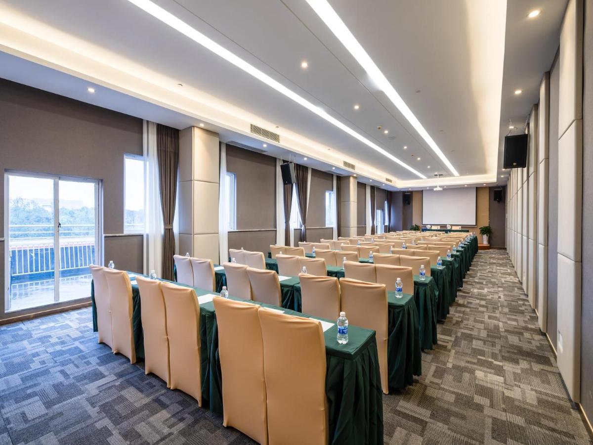 Lavande Hotel Luzhou Wanda Plaza Southwest Commercial City Экстерьер фото